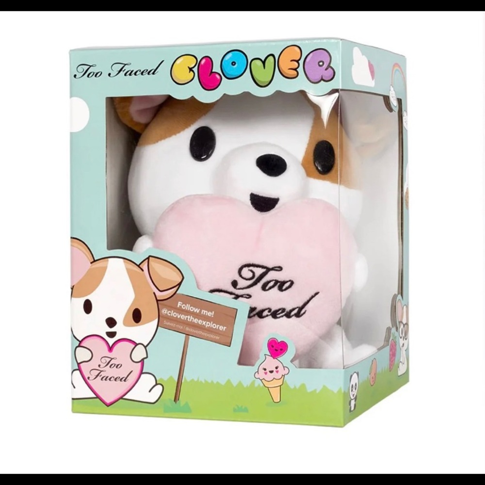 New - Too Faced heart Clover Plush